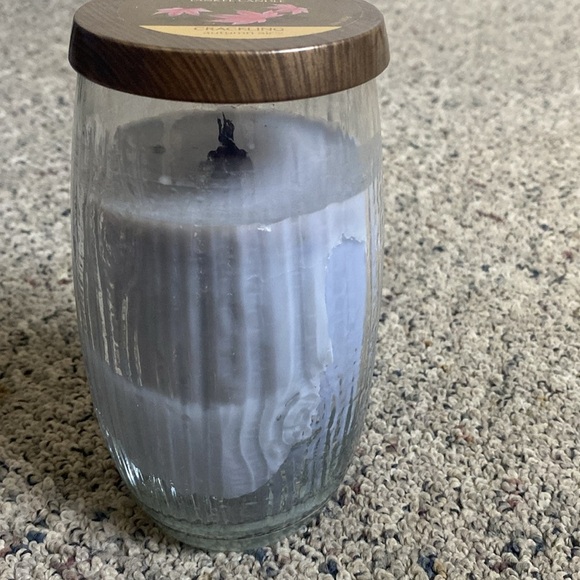 Yankee Candle Pure Radiance Crackling Autumn Air 22 oz Jar Candle - Picture 2 of 3